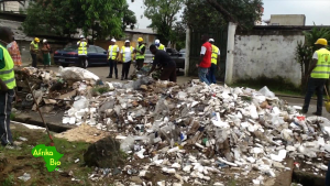 Opération « Mercredi propre » à Douala