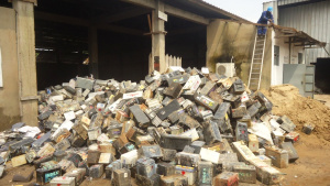 Cameroun: Péril dans le secteur du recyclage des batteries