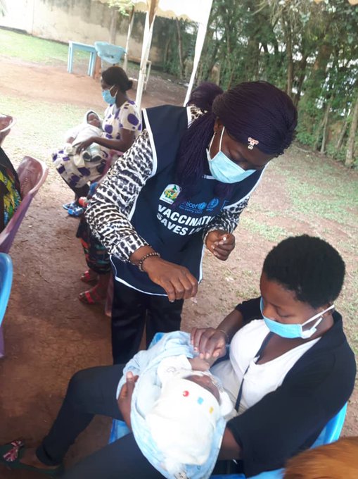 Poliomyélite : Vaccinez les enfants, éduquez les parents