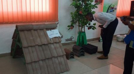 Construction: Des éco-tuiles à base de déchets plastiques