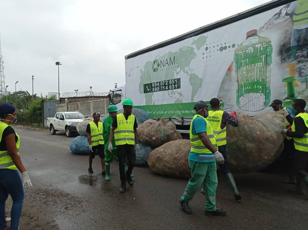 Namé Recycling: Déjà 100 millions de bouteilles plastiques collectées au Cameroun