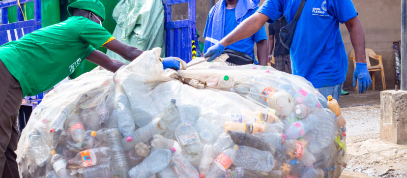 Eco jogging : 430 Kg de bouteilles plastiques collectés à Douala