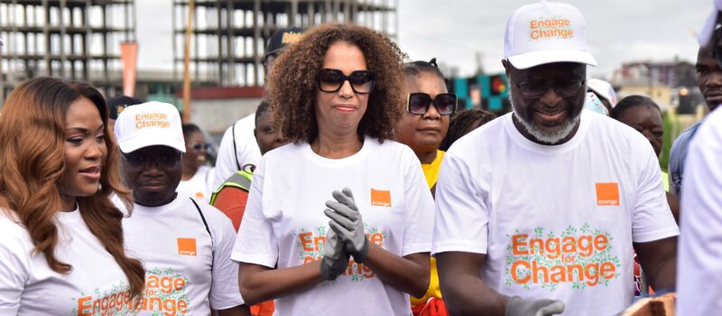 Orange Green City : plus de 500 arbres plantés à Douala pour un avenir plus vert